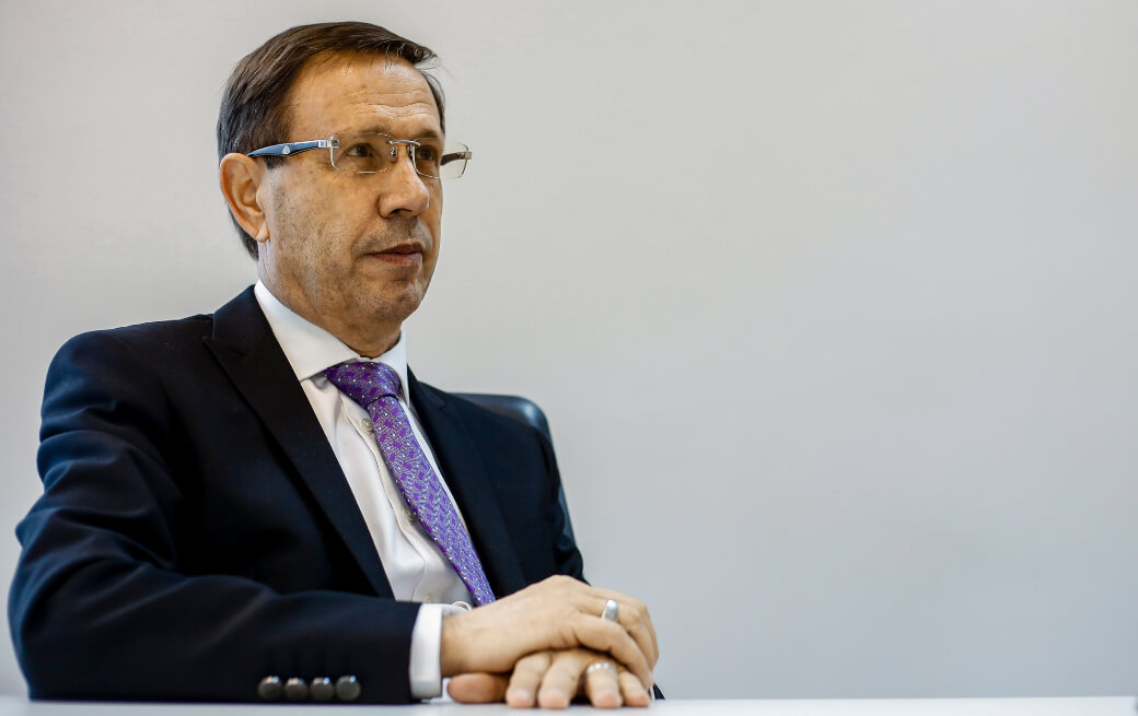 Carlos Wizard Martins, el empresario brasileño que ahora ayuda migrantes en Roraima. / AFP