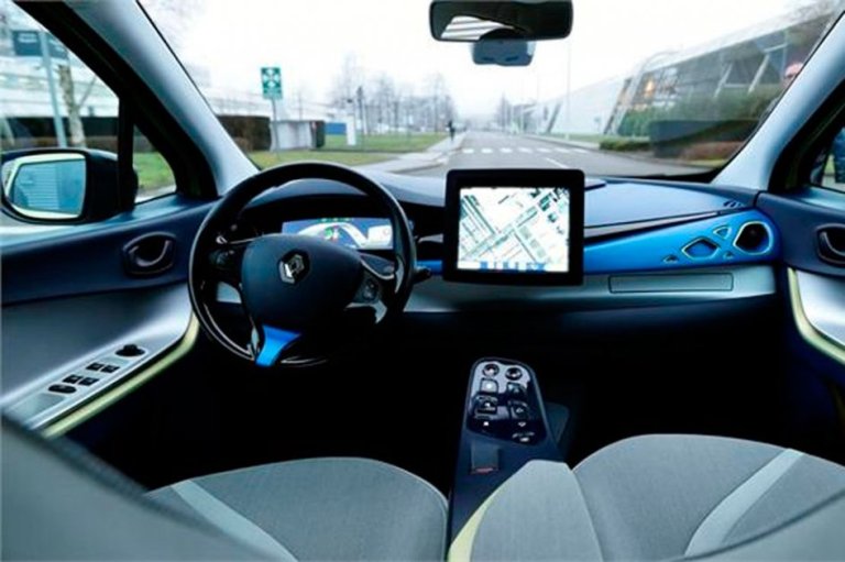Carros sin conductor circularán en Reino Unido a prueba desde enero de 2015
