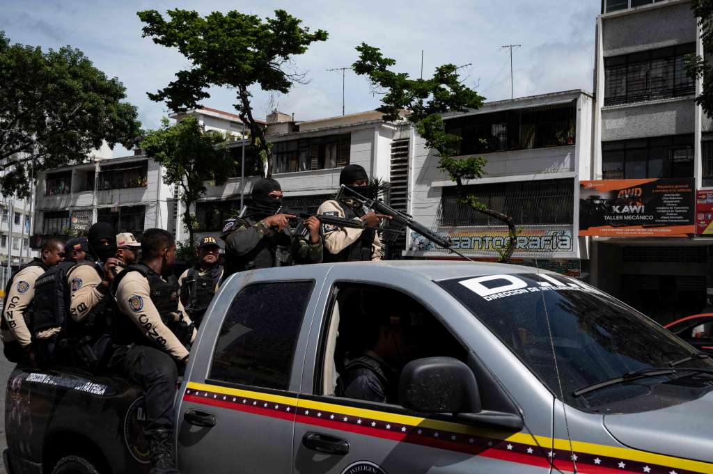 Los comandos de inteligencia venezolanos tuvieron que llegar a ayudar a la policía.