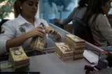 Chávez ya había cambiado el sistema monetario de Venezuela (y no funcionó)