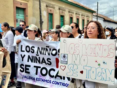 Cruce de versiones entre colegio de Valeria Afanador y Bomberos de Cundinamarca