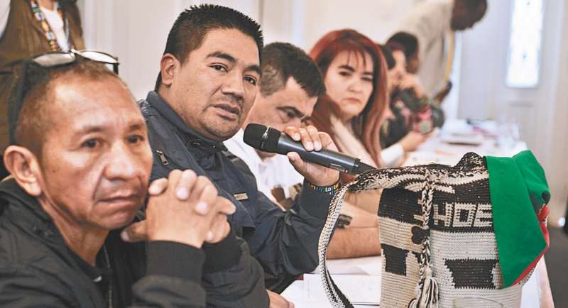 Líderes sociales de distintas regiones del país en la sede de Fescol en Bogotá. / Fotos: Óscar Pérez - El Espectador.