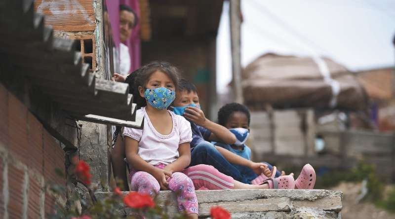 En Colombia, 51 % de la población infantil está compuesta por niñas y 49 %, por niños.