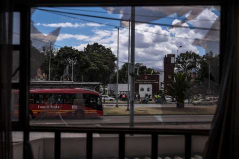 Gobierno y sectores políticos reaccionan al atentado en la Escuela de Cadetes General Santander
