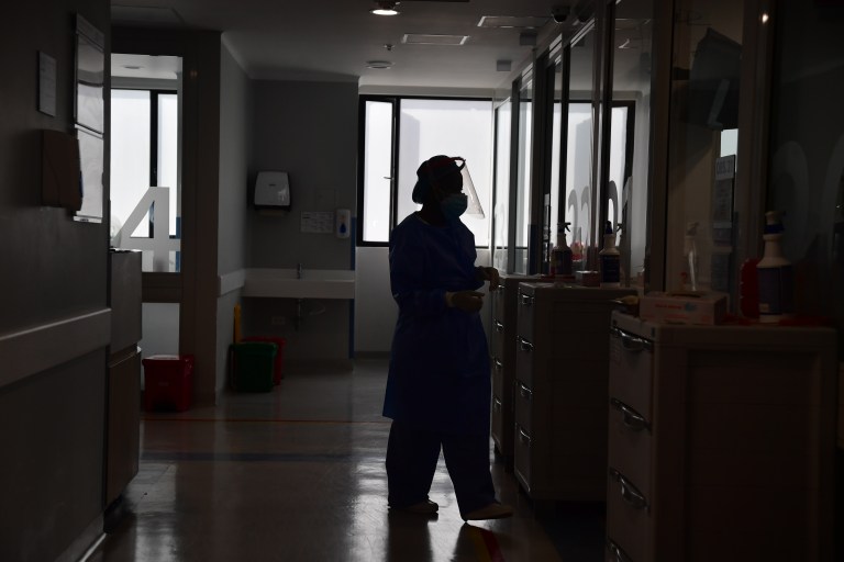 Importante clínica de Santander suspendería servicios de trasplantes por problema con medicamentos