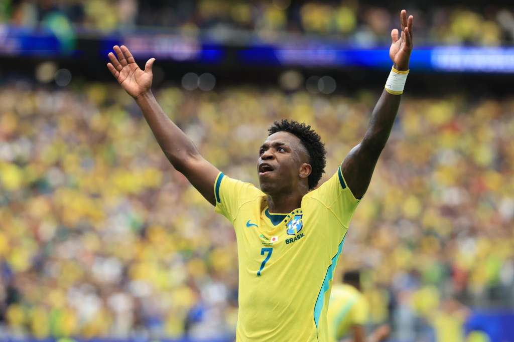 HOUSTON (ESTADOS UNIDOS), 29/06/2026.- El delantero brasileño Vinícius Jr durante el partido de los dieciseisavos de final del Mundial de Fútbol 2026 entre Brasil y Japón, este lunes en el estadio NRG de Houston (Estados UNidos). EFE/ Carlos Ramírez