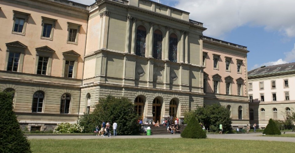 La Universidad de Ginebra, Suiza, hace parte de las instituciones en las que es posible estudiar como parte de esta beca.