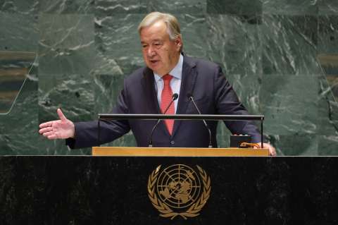 Polémica por la visita de Guterres a Putin en Rusia: "Una decisión equivocada"