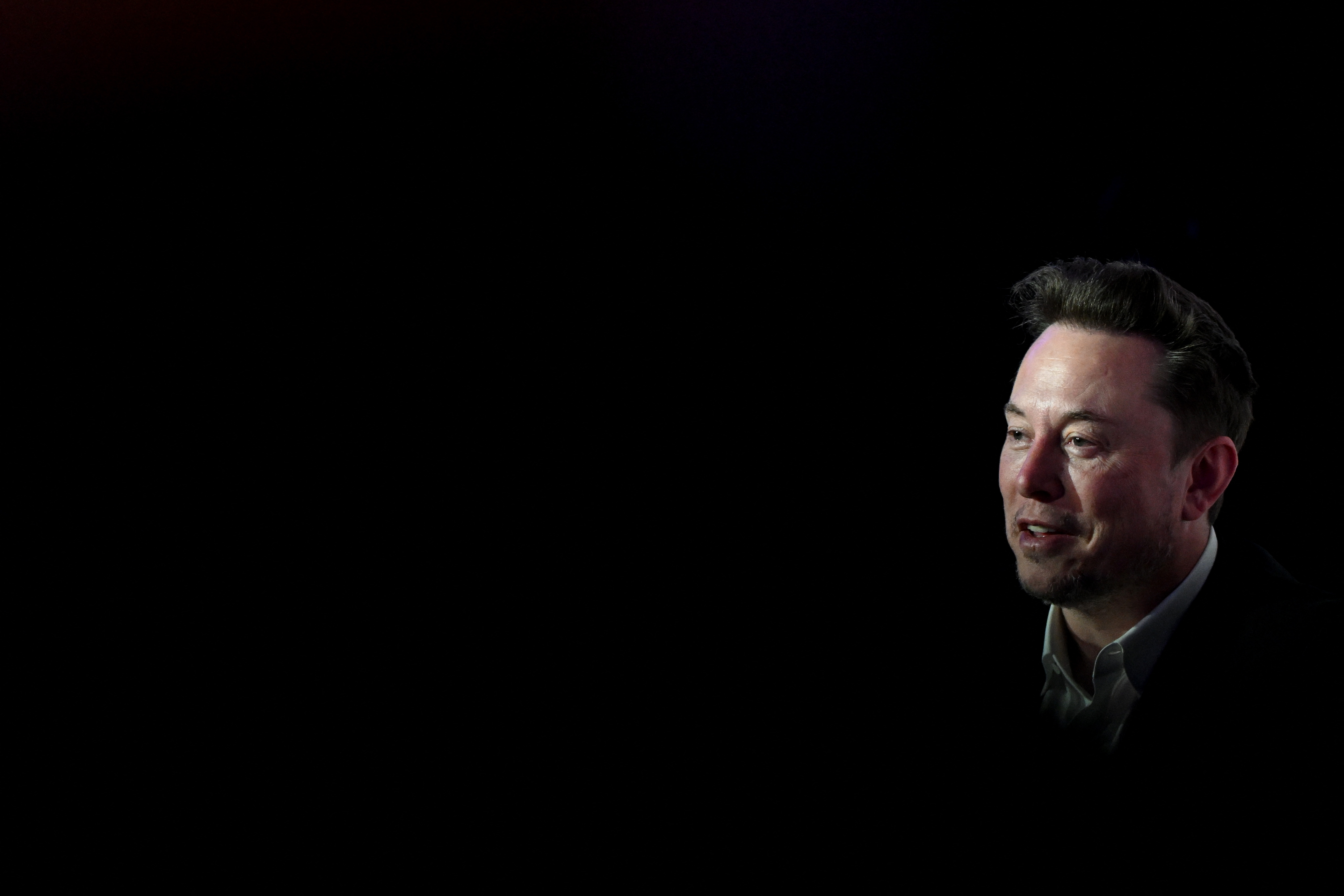 SpaceX y Tesla arrastran el patrimonio del primer trillonario del mundo.