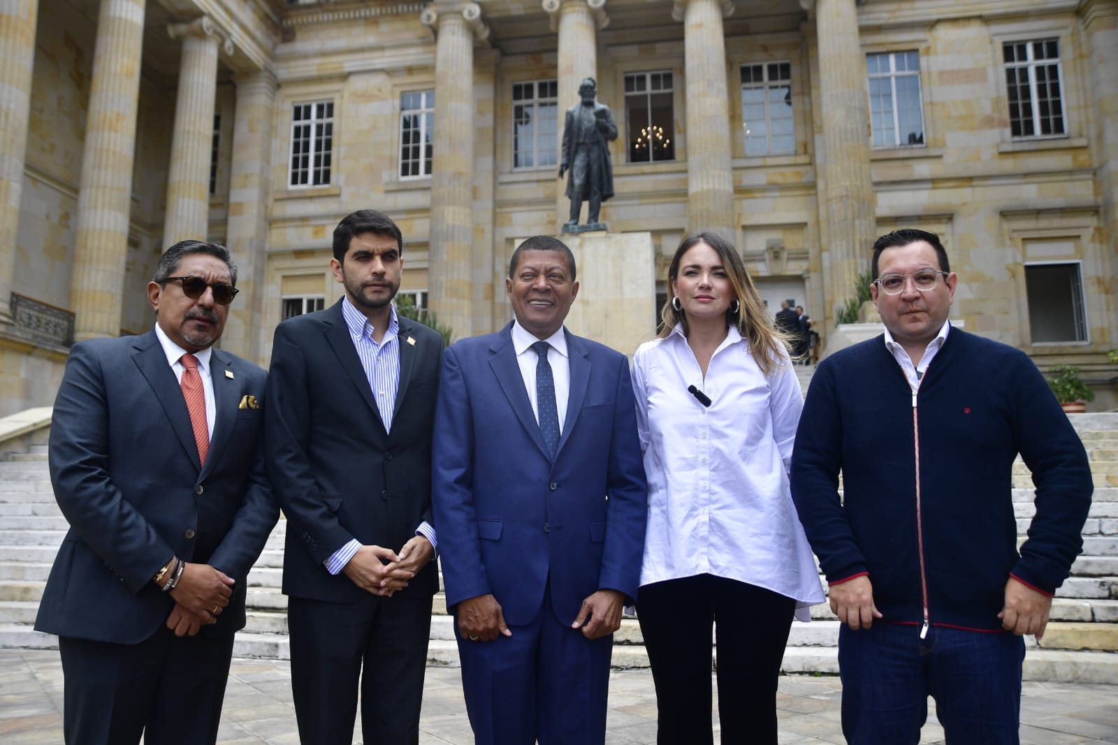 Los representantes Hernán Cadavid (Centro Democrático), Hernando González (Cambio Radical), Carolina Arbeláez (Cambio Radical) y Óscar Villamizar (Centro Democrático).