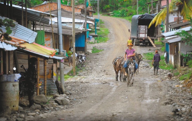 La campaña contra la Comunidad de Paz de San José de Apartadó