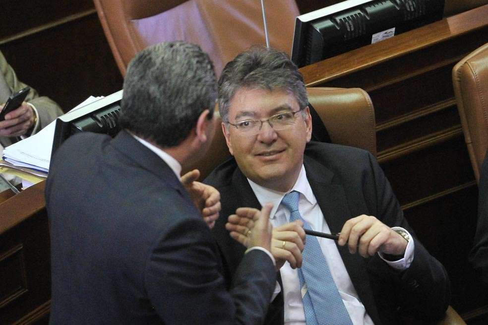 A lo largo del trámite legislativo de la reforma tributaria, el ministro de Hacienda, Mauricio Cárdenas, debió enfrentar fuertes críticas. / Luis Ángel