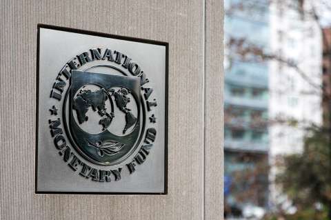 FMI prevé que la economía global crezca 3,3% y 2,5% en América Latina este 2025