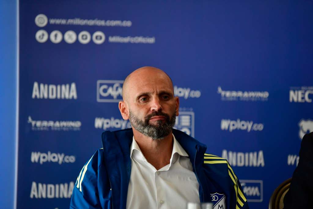 Nuevo director deportivo de Millonarios durante su presentación y rueda de prensa