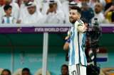 “¿Qué mirás, bobo?”: La versión del neerlandés al que Messi le gritó en zona mixta