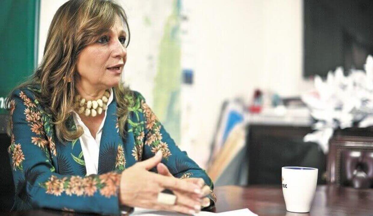 Ángela María Robledo vuelve al Congreso para trabajar, entre otras cosas, por el Sistema Nacional de Cuidado, una lucha en favor de las mujeres colombianas y sus jornadas de trabajo. / Archivo El Espectador