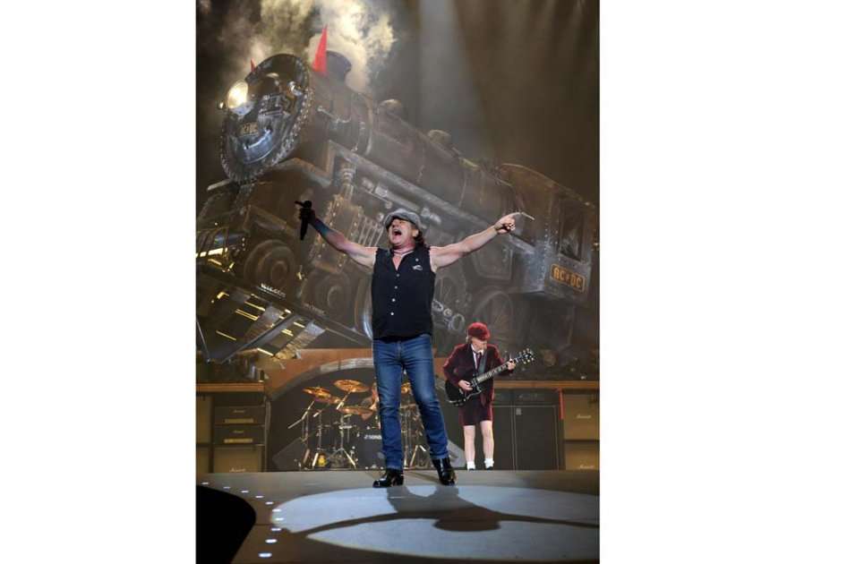 AC/DC.