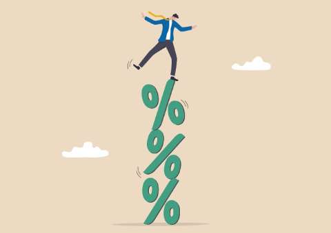 ¿Es mejor pedir un crédito ahora o en 2025? Esto dicen las proyecciones