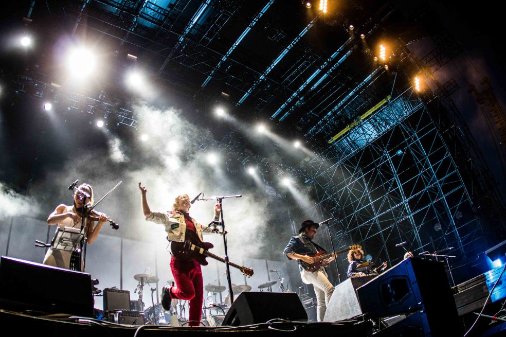 La banda Arcade Fire tiene un lugar destacado dentro de la  esfera del rock alternativo independiente. / AFP
