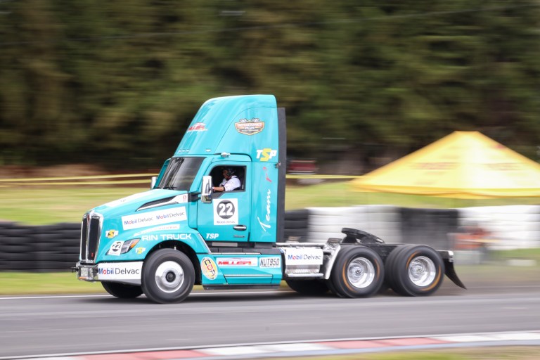 El Gran Premio Mobil Delvac vivió una jornada histórica en el Autódromo de Tocancipá