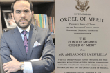 Diplomas firmados por Trump con los que alardea De la Espriella se compran en Internet