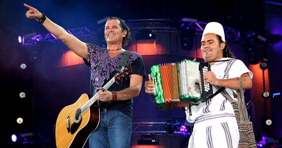 Carlos Vives cierra con broche de oro su gira +Corazón Profundo