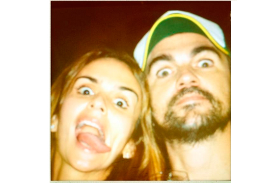 Juanes celebrando el cumpleaños de Karen Martínez. / @Juanes