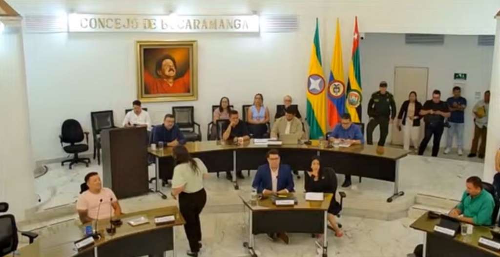 En la primera sesión extraordinaria del año, convocada por el alcalde, se debatieron propuestas sobre ajustes en el impuesto predial.