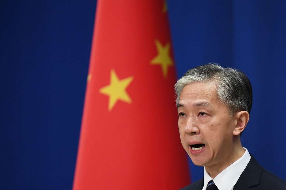 Wang Wenbin, vocero del ministerio de Relaciones Exteriores chino, anuncia cierre de consulado de EE. UU. en Chengdu.