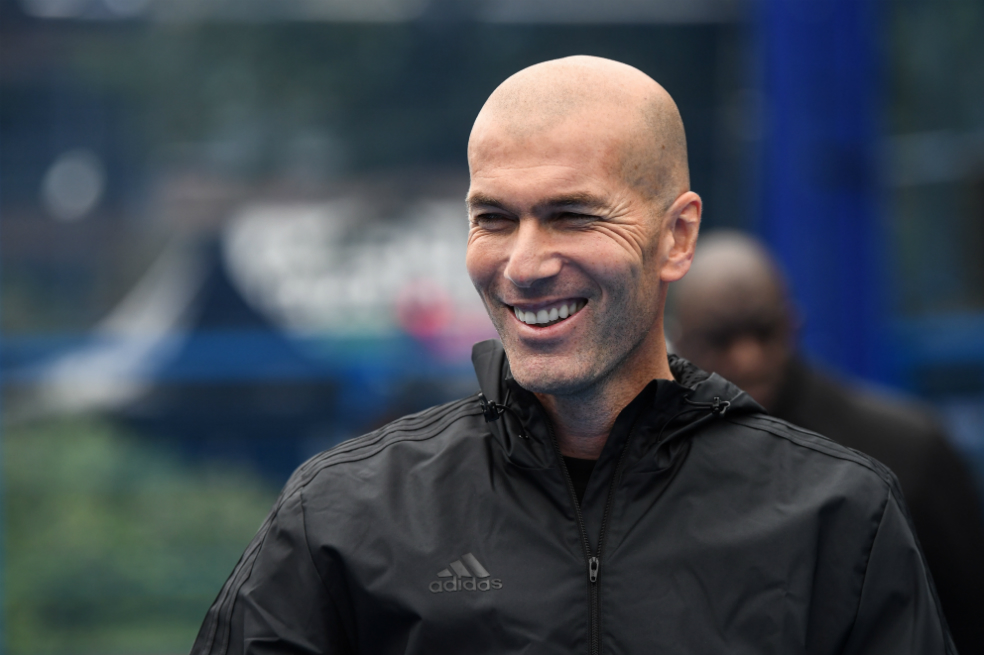 Zidane, de 46 años, también se desempeñó como futbolista en el Real Madrid. / EFE
