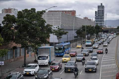 Movilidad hoy, 30 de diciembre: alta congestión vehicular en salidas de Bogotá