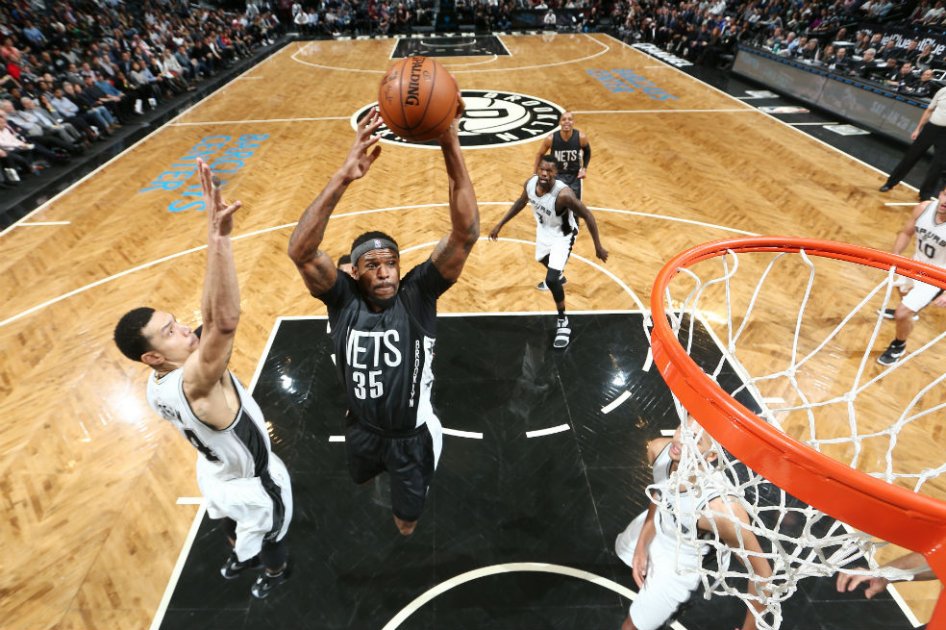 Los Spurs de San Antonio vencieron a los Nets de Brooklyn. Foto: AFP