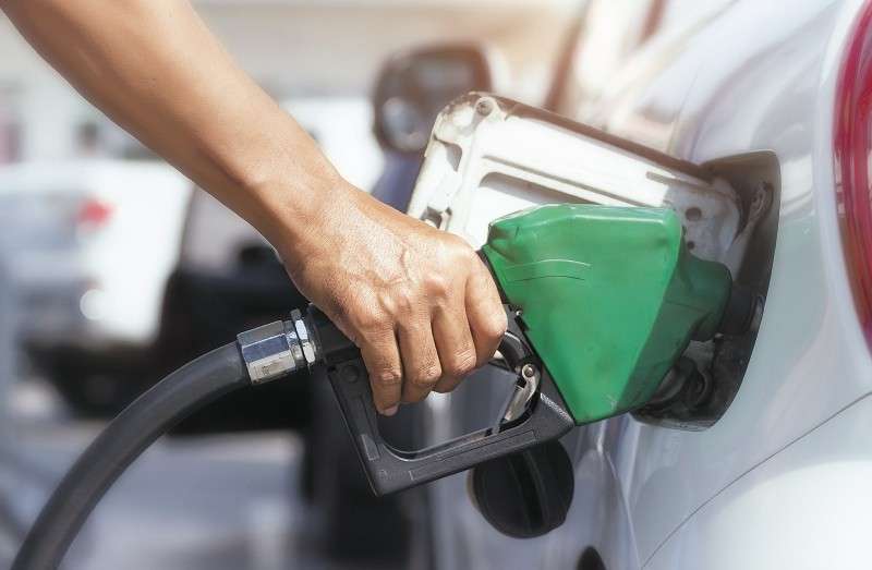 Acuerda pagar saldo del déficit que provoca el subsidio a los combustibles.