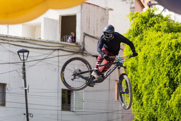 Colombia arrasó en la serie Red Bull Cerro Abajo 2023