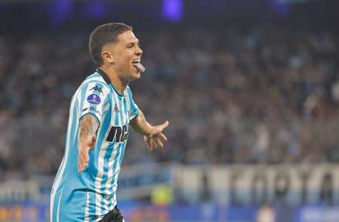 “Familia de Racing, ha llegado el momento de despedirme”: Juan Fernando Quintero