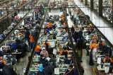 Trump quiere que se vuelvan a fabricar productos en EE. UU., ¿es posible?