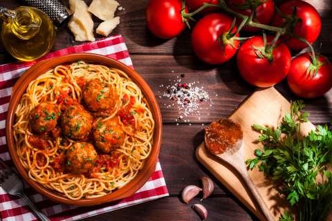 Con la receta de mamá: pasta con albóndigas