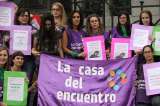 Absuelven a acusados por feminicidio de una joven en caso que estremeció a Argentina