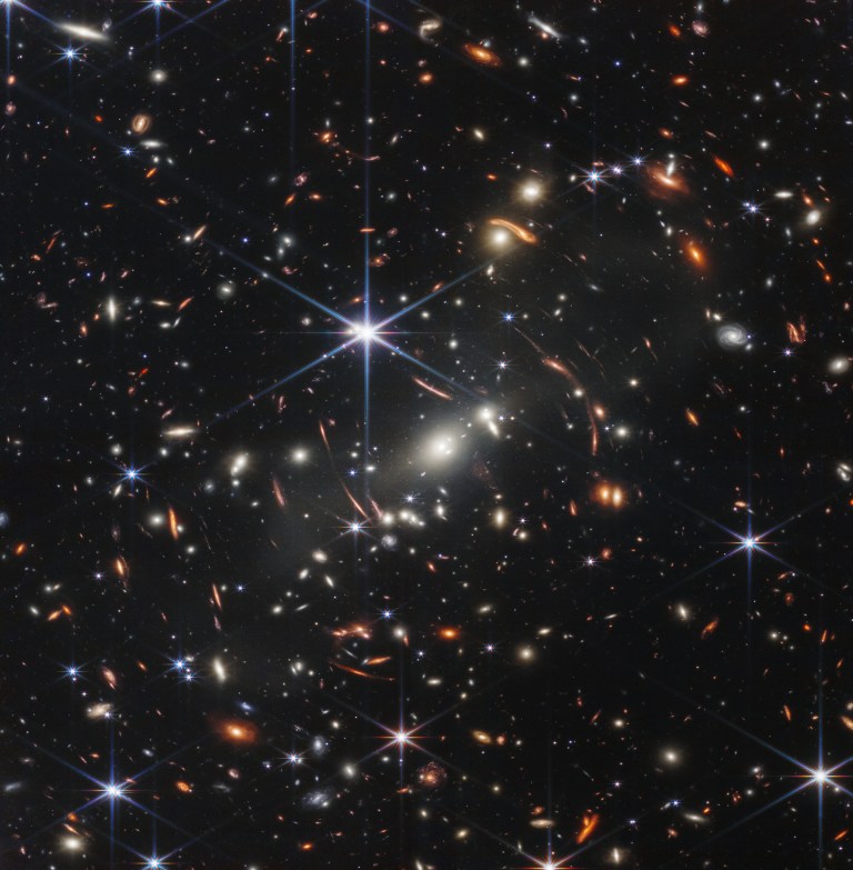 Telescopio James Webb: esta es la primer imagen más nítida del universo distante
