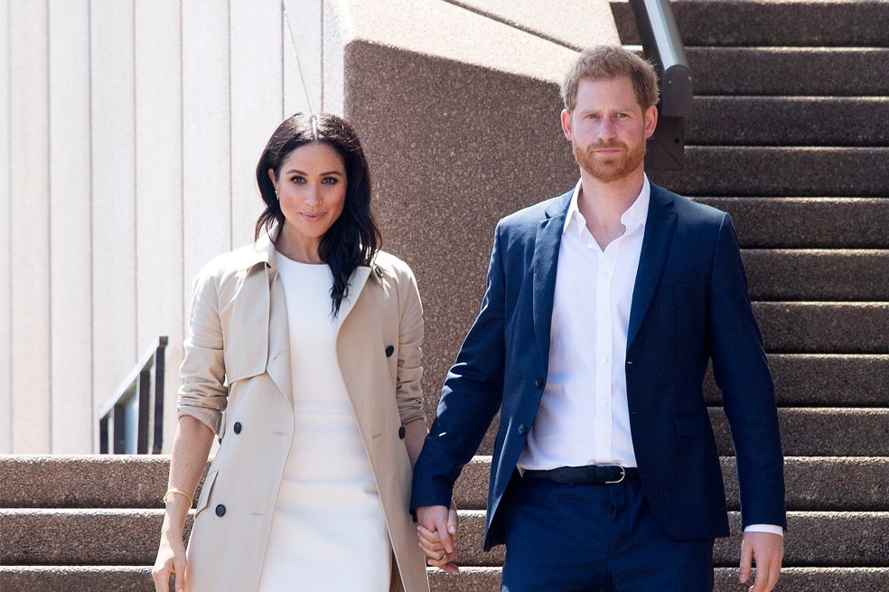 Harry y Meghan. Harry perderá sus títulos militares