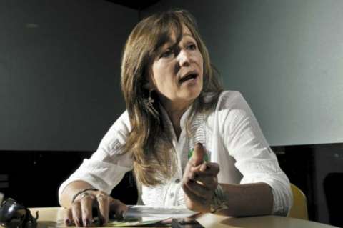 "Me quedo en el Congreso": Ángela Robledo sobre candidatura a la alcaldía de Bogotá