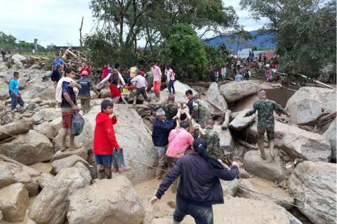 Víctimas de Mocoa exigen continuación de búsqueda de desaparecidos