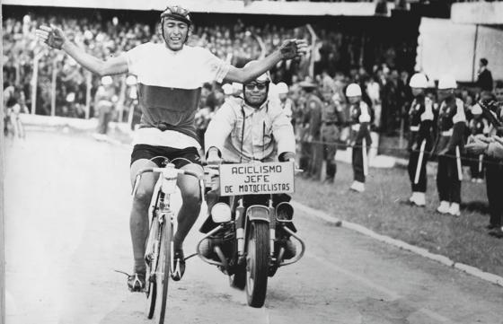 Conversaciones con el ex ciclista Cochise Rodríguez