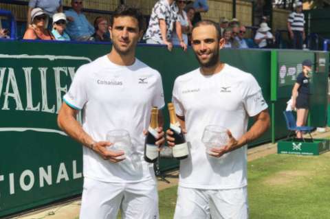 Cabal y Farah ganaron en Eastburg su primer título en césped