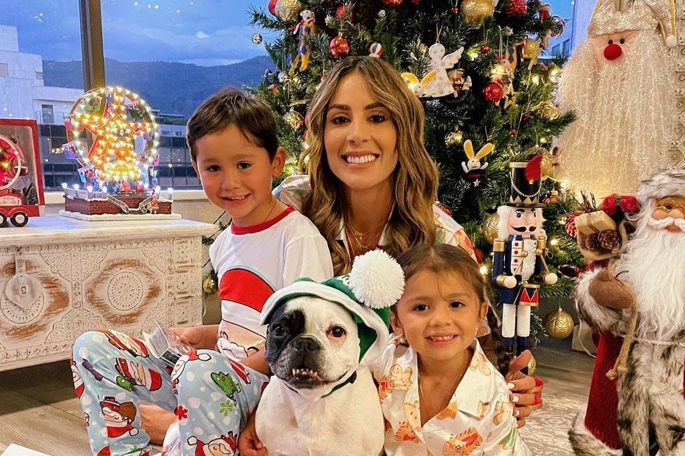 Hoy se celebra oficialmente el comienzo de la Navidad con el tradicional Día de las Velitas, una de las festividades más importantes para los colombianos en esta temporada.