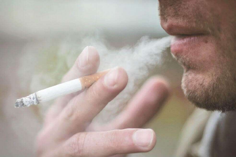Fumar daña el ADN y aumenta enormemente el riesgo de cáncer de pulmón, señalan los investigadores. / Archivo El Espectador