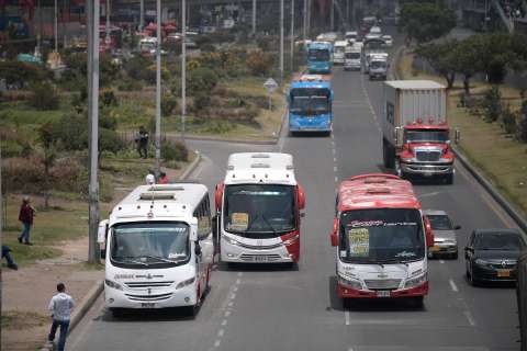 Amplían convenio que autoriza rutas de transporte público entre Bogotá y Soacha