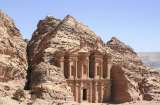 Hallan tumba secreta en el Tesoro de Petra, una de las maravillas modernas del mundo