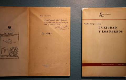 Una muestra expone la diversidad de las letras peruanas a través de únicos ejemplares