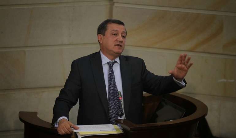 El senador Ernesto Macías, presidente del Congreso. / Archivo particular